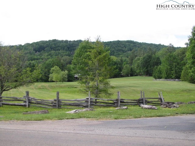 Image number 11 for the current listing