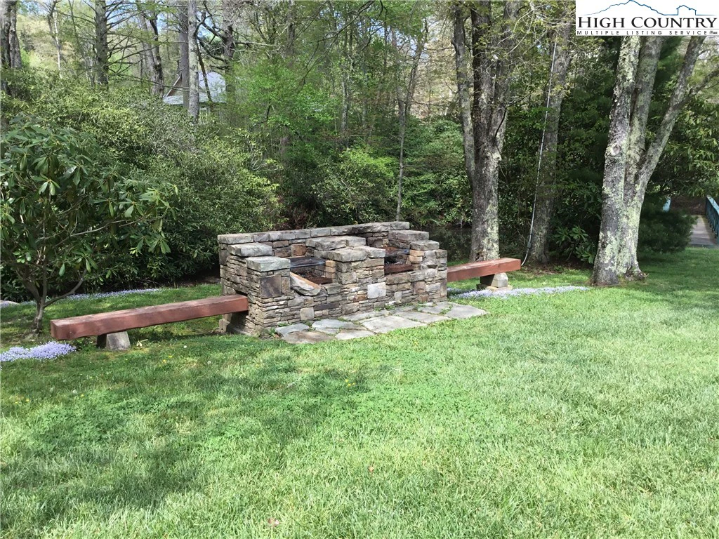 Image number 6 for the current listing