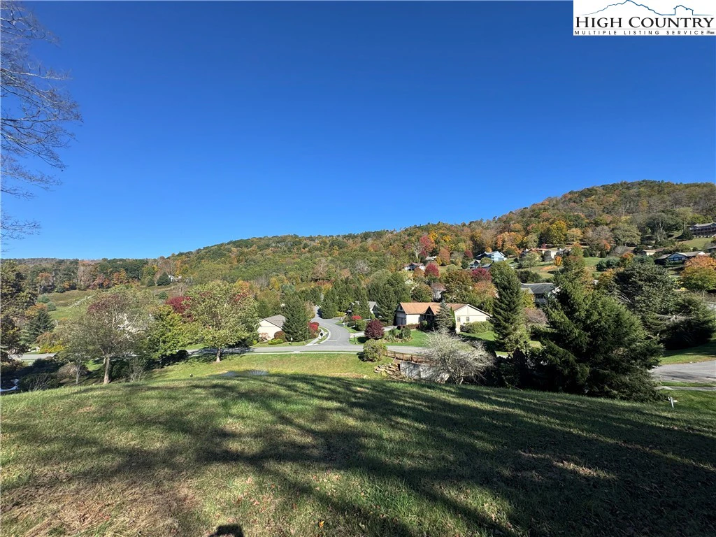 Image number 16 for the current listing