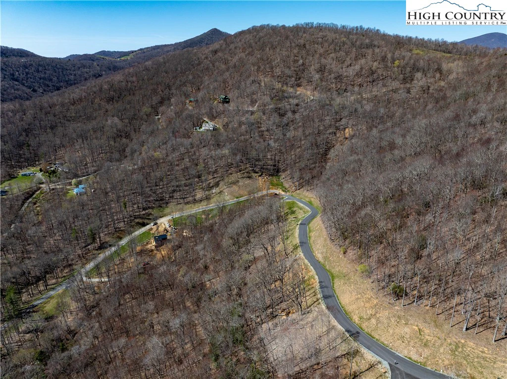 Image number 9 for the current listing