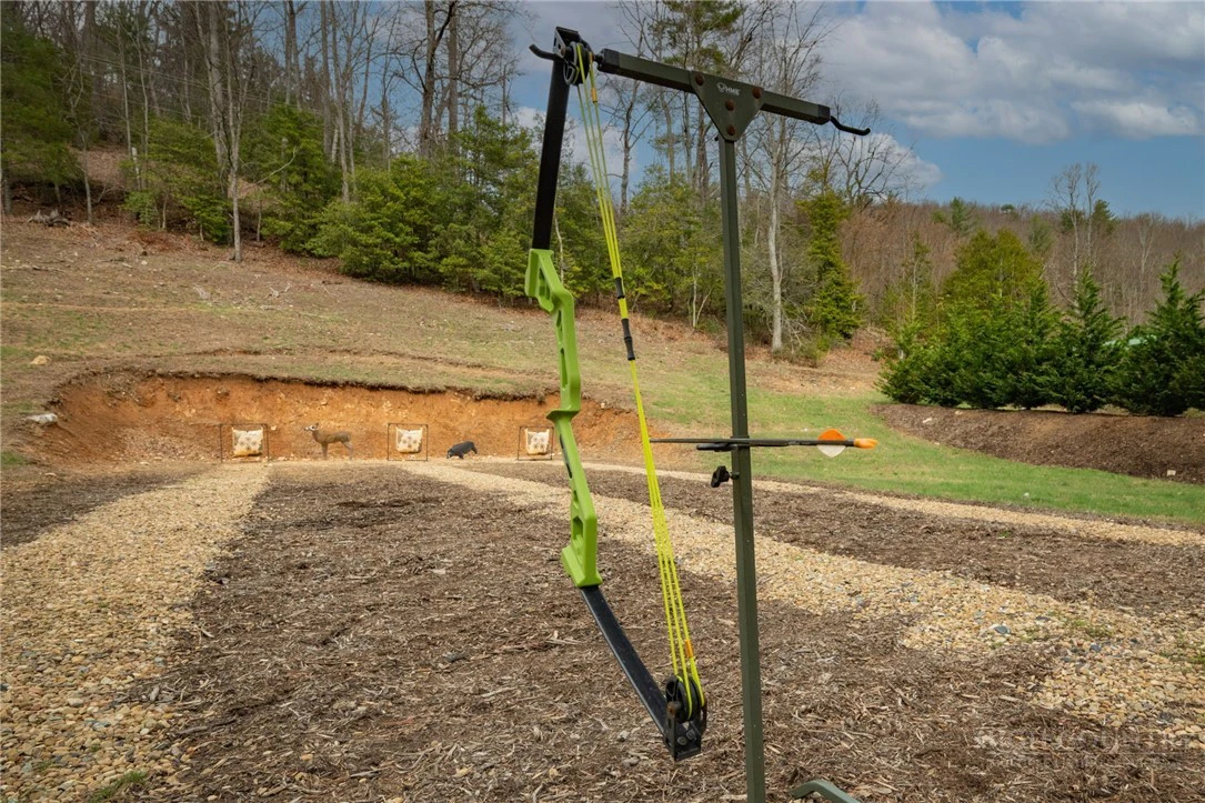 Image number 3 for the current listing