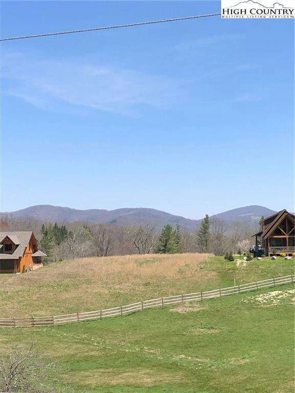 Image number 9 for the current listing