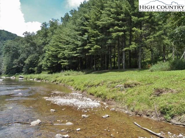 Image number 7 for the current listing