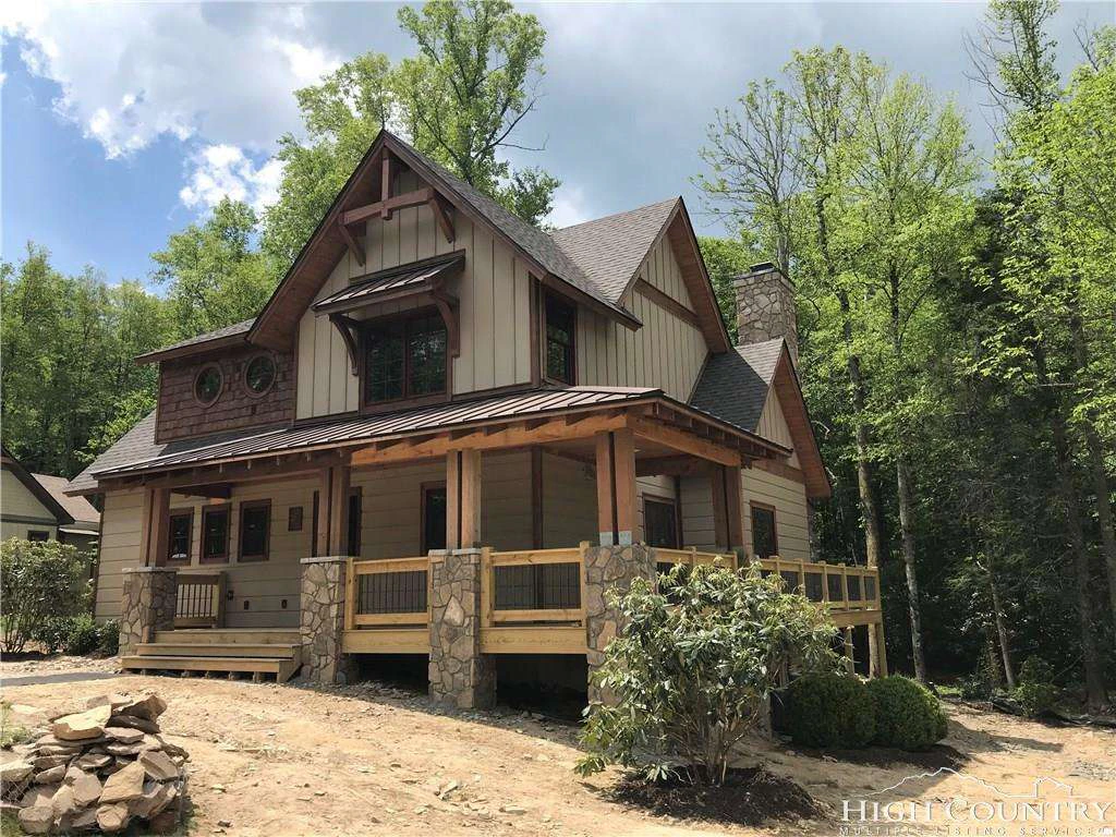 Image number 1 for the current listing