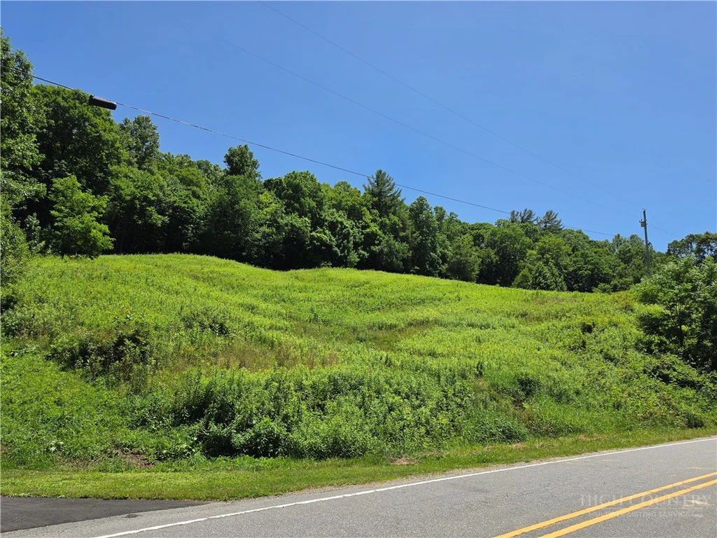 Image number 3 for the current listing