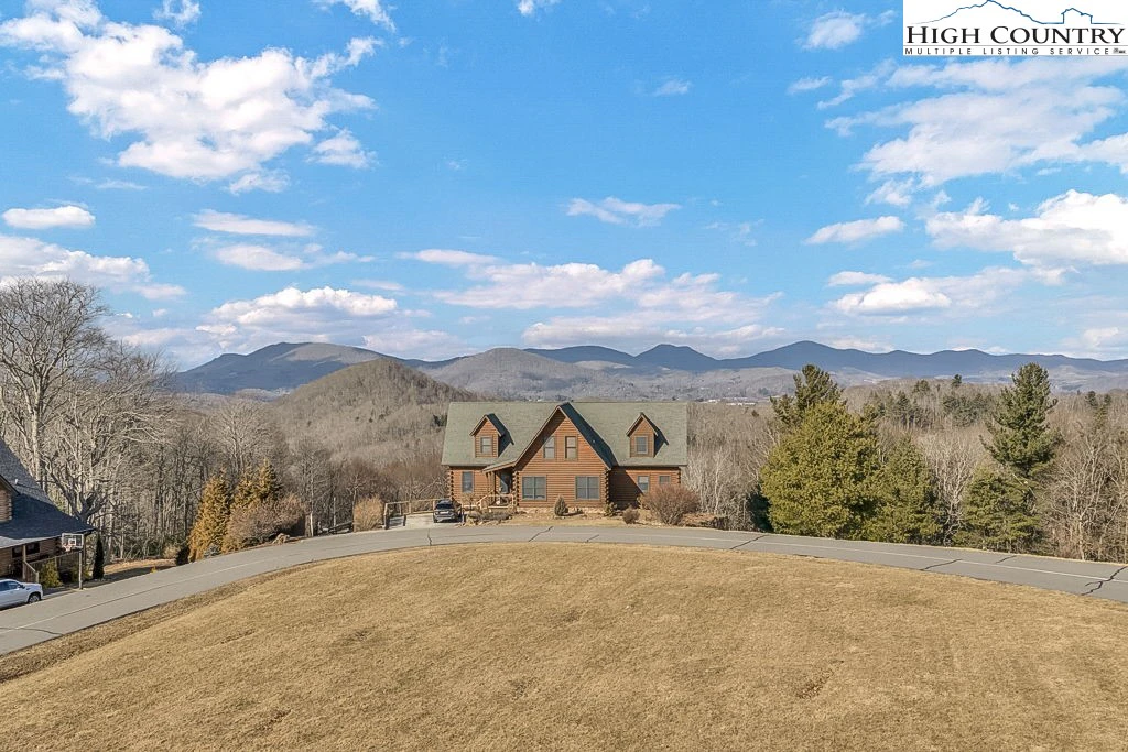 Image number 10 for the current listing
