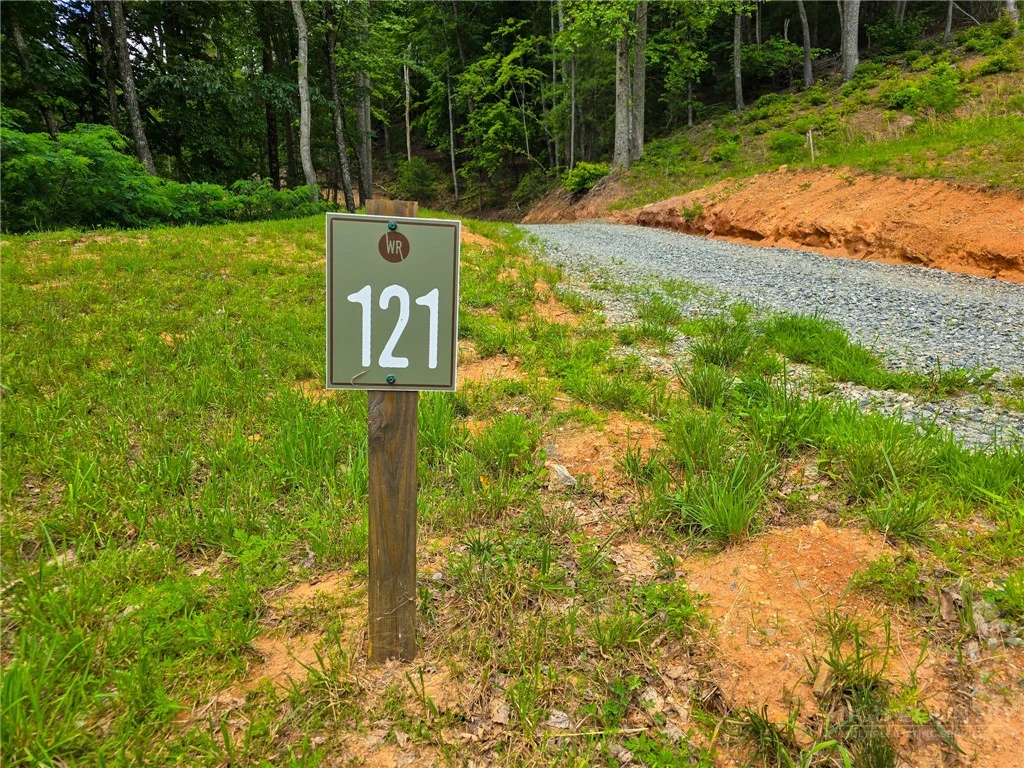 Image number 3 for the current listing