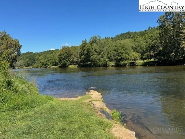 Image number 10 for the current listing