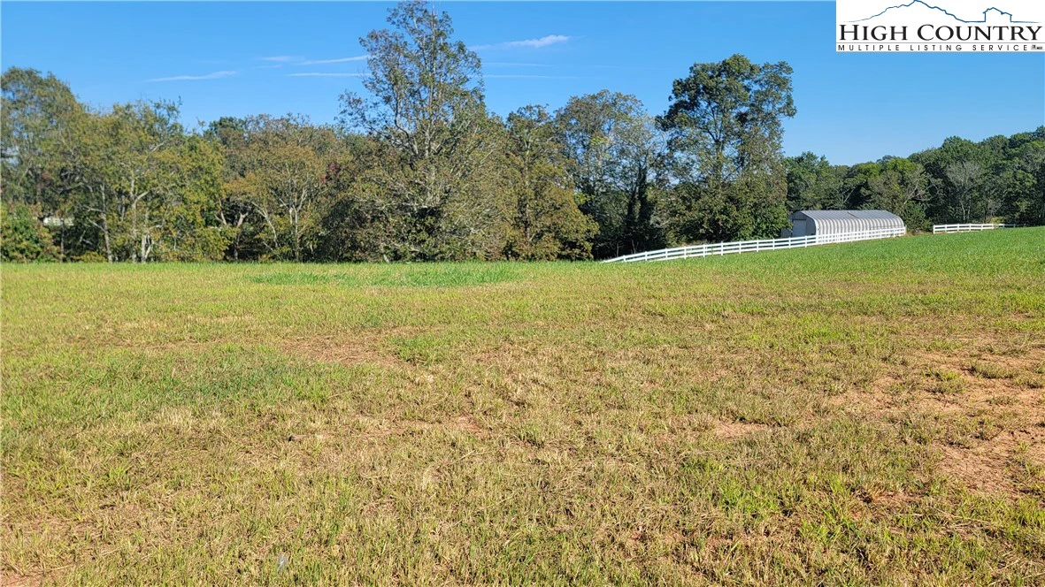 Image number 1 for the current listing