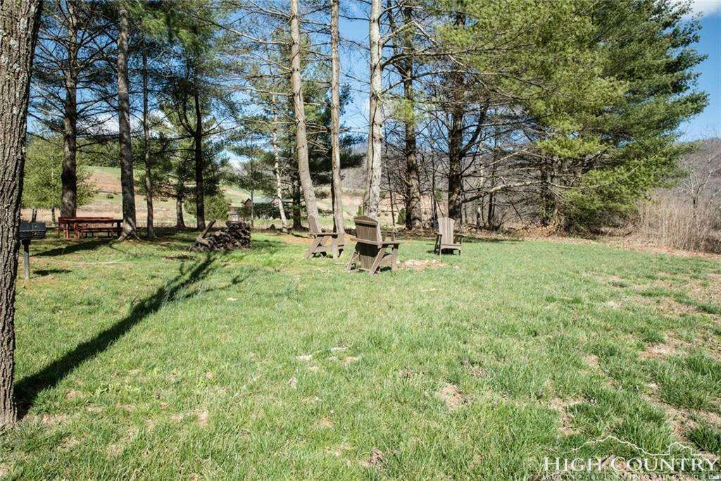 Image number 12 for the current listing