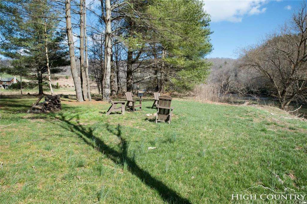Image number 10 for the current listing