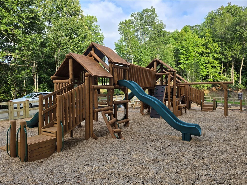 Image number 5 for the current listing