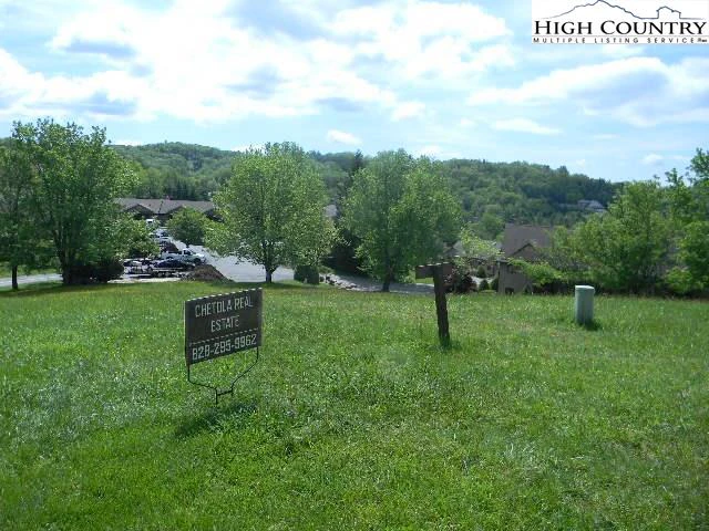 Image number 5 for the current listing