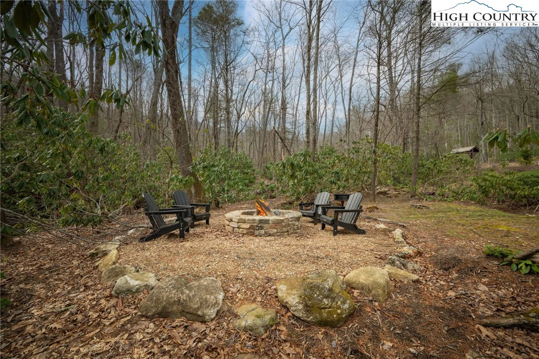 Image number 10 for the current listing