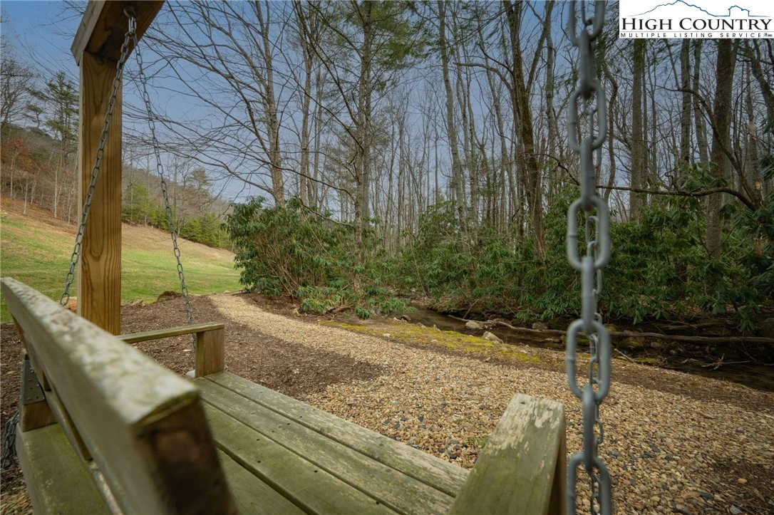 Image number 8 for the current listing