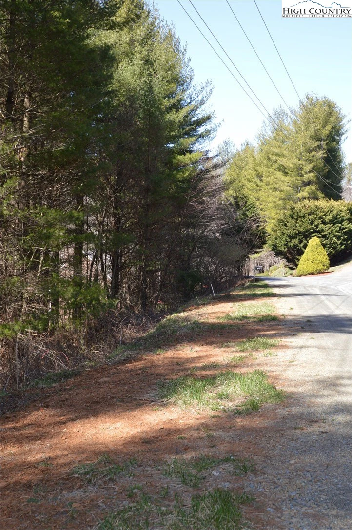 Image number 14 for the current listing