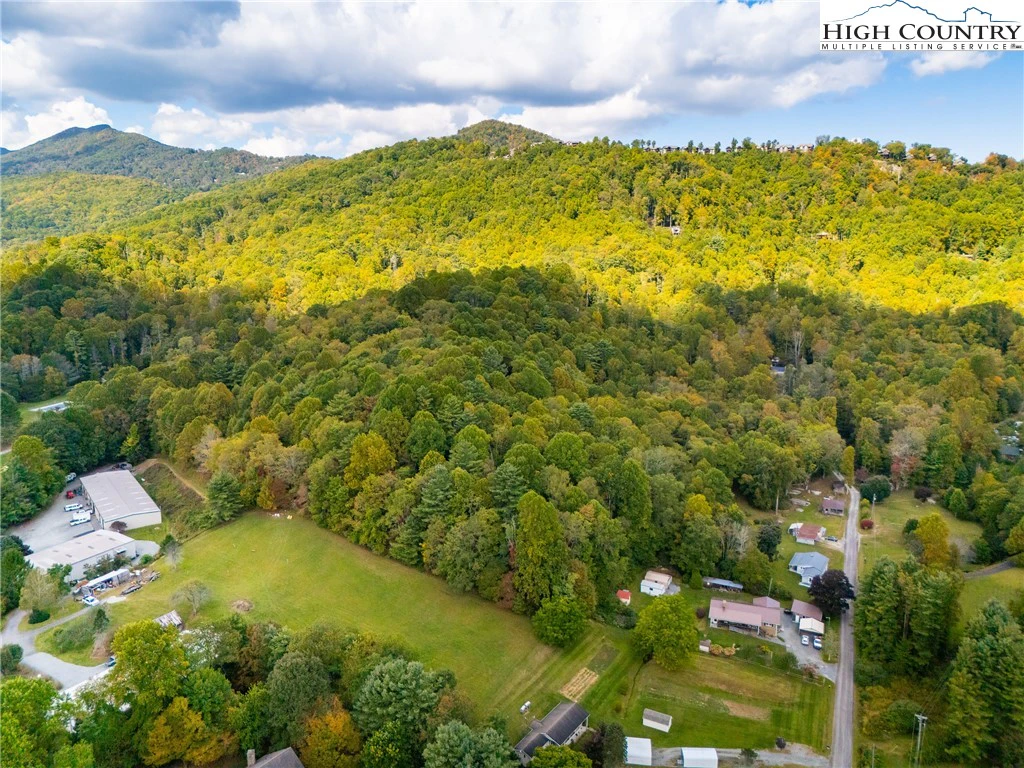 Image number 3 for the current listing