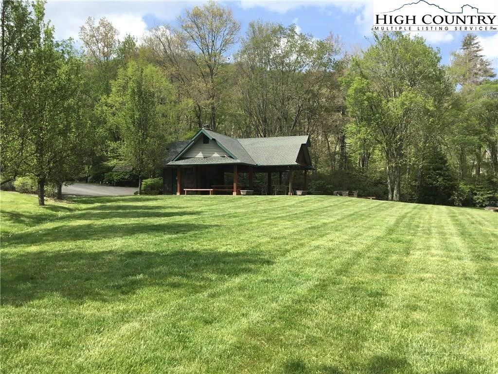 Image number 6 for the current listing