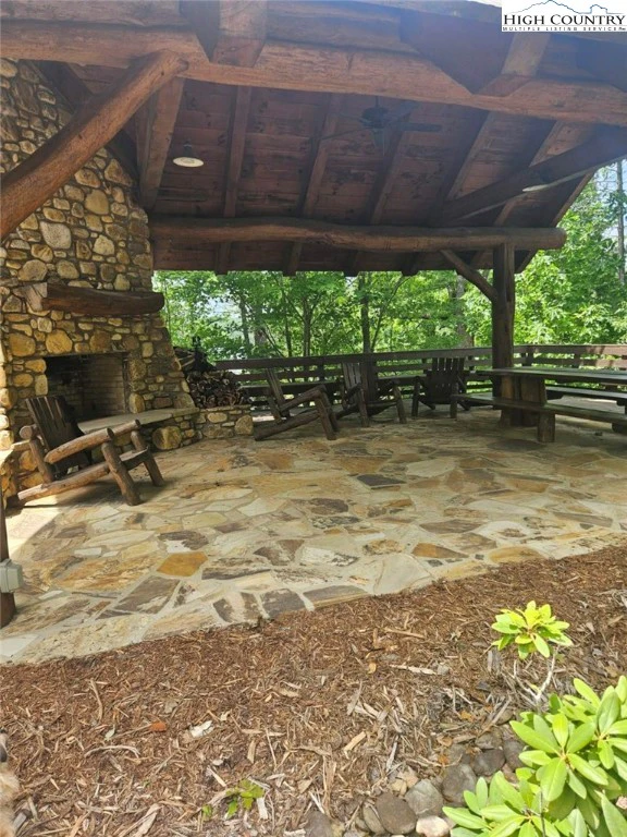 Image number 8 for the current listing