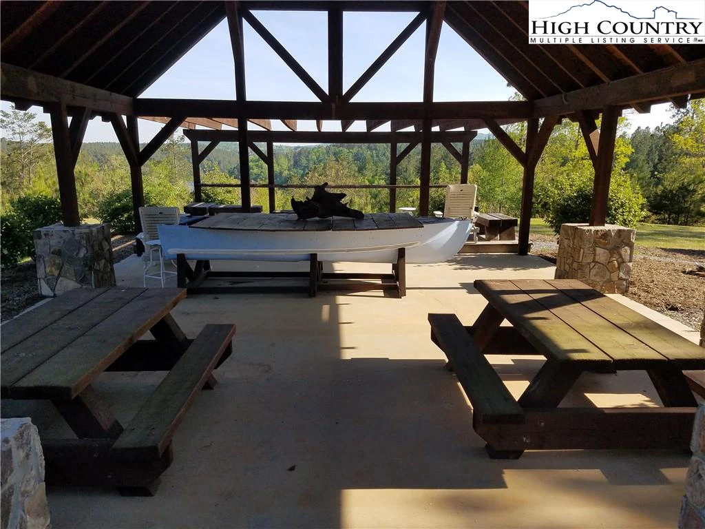 Image number 8 for the current listing