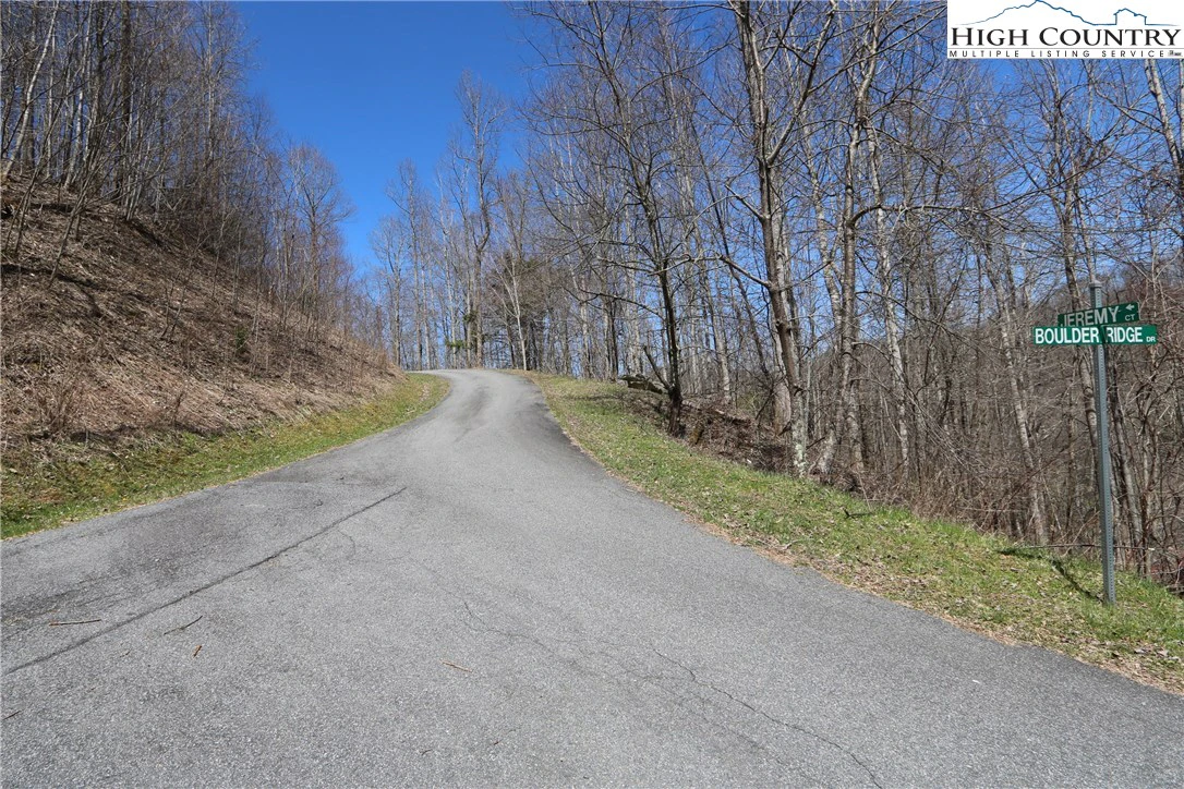 Image number 7 for the current listing