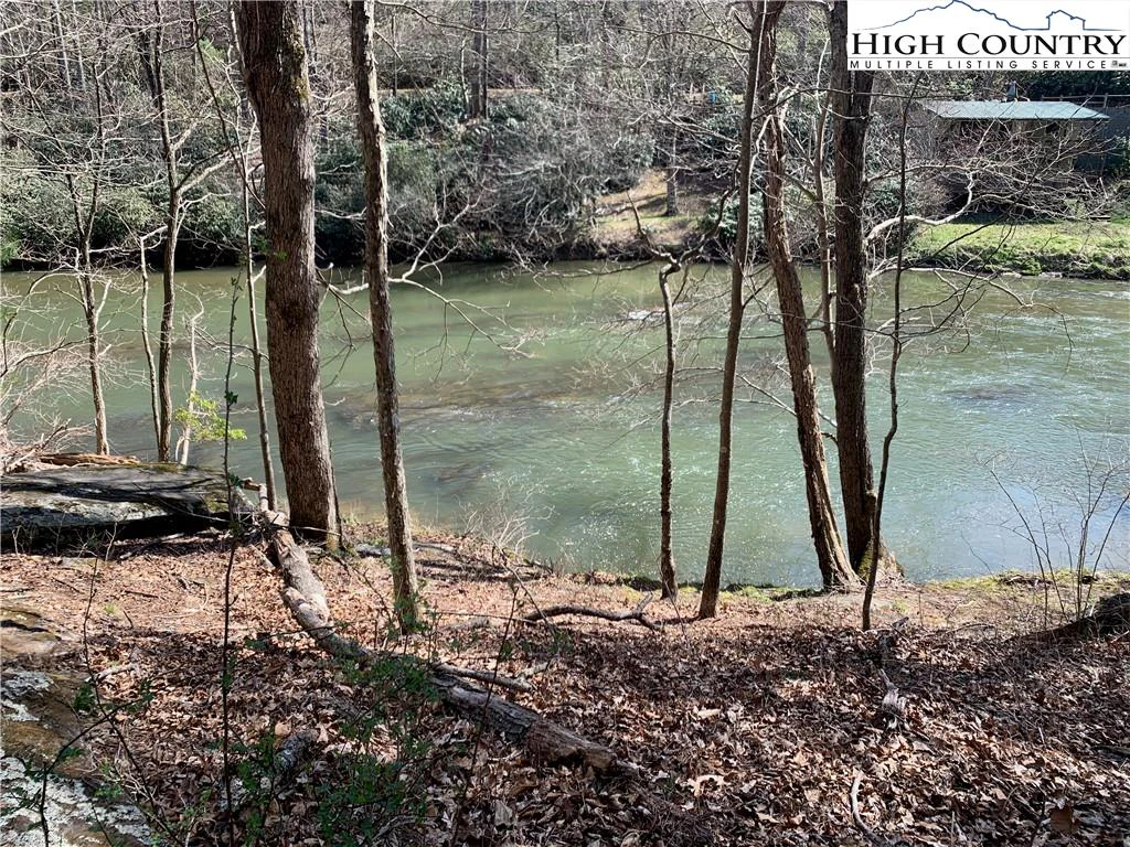 Image number 9 for the current listing