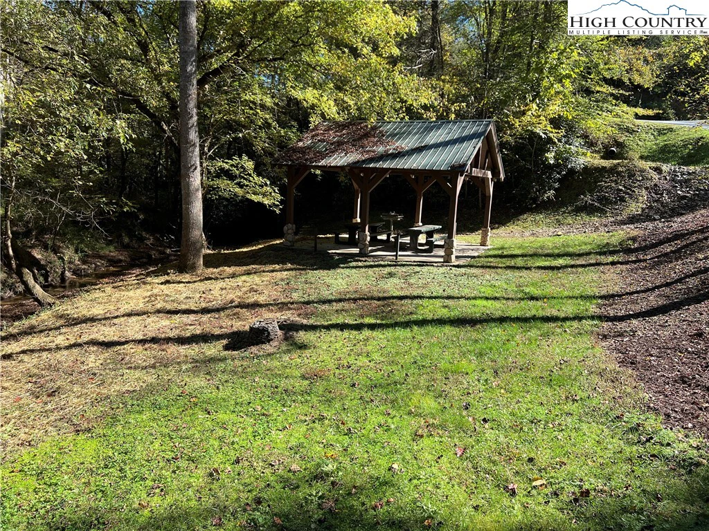 Image number 5 for the current listing