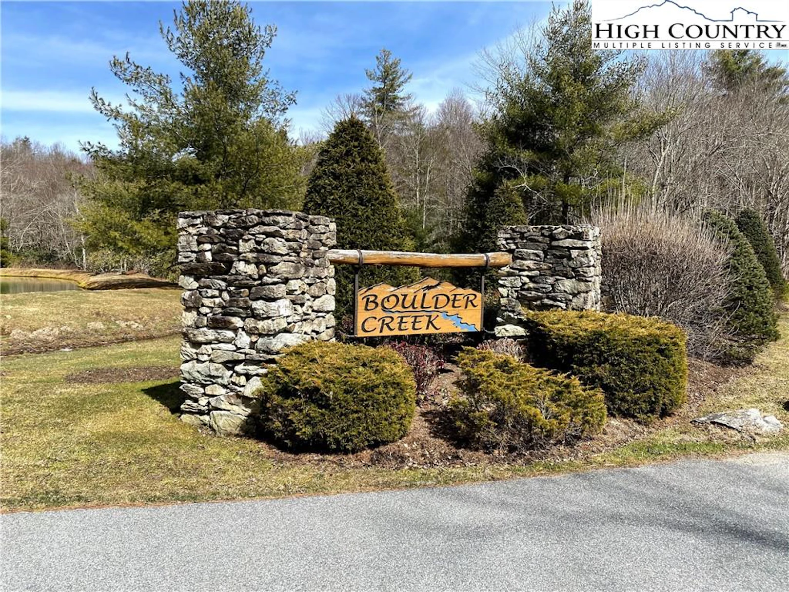 Image number 1 for the current listing