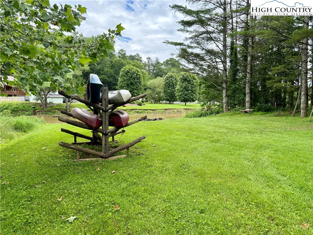 Image number 12 for the current listing