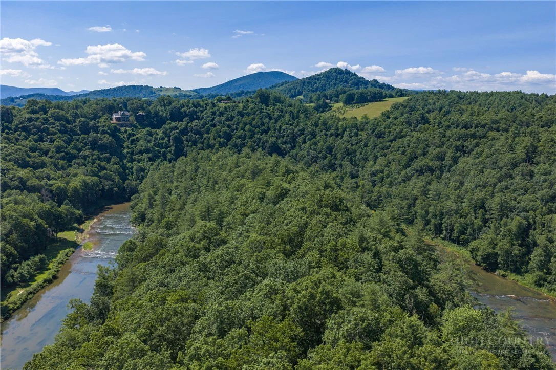 Image number 5 for the current listing