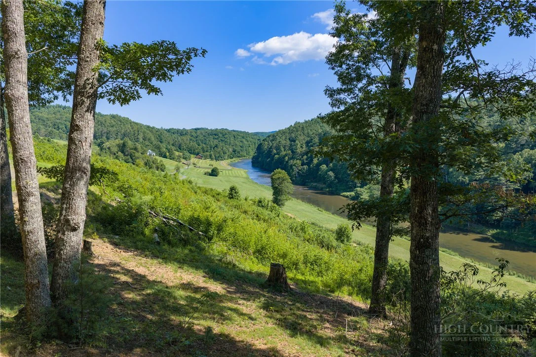 Image number 8 for the current listing