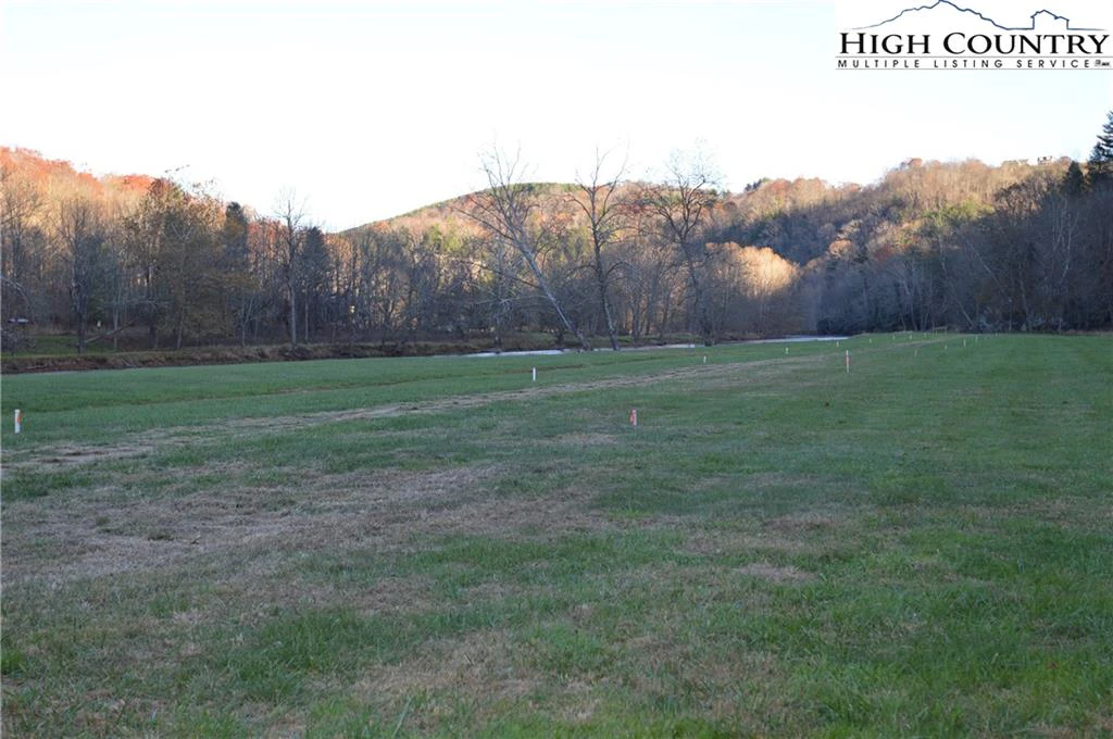 Image number 7 for the current listing