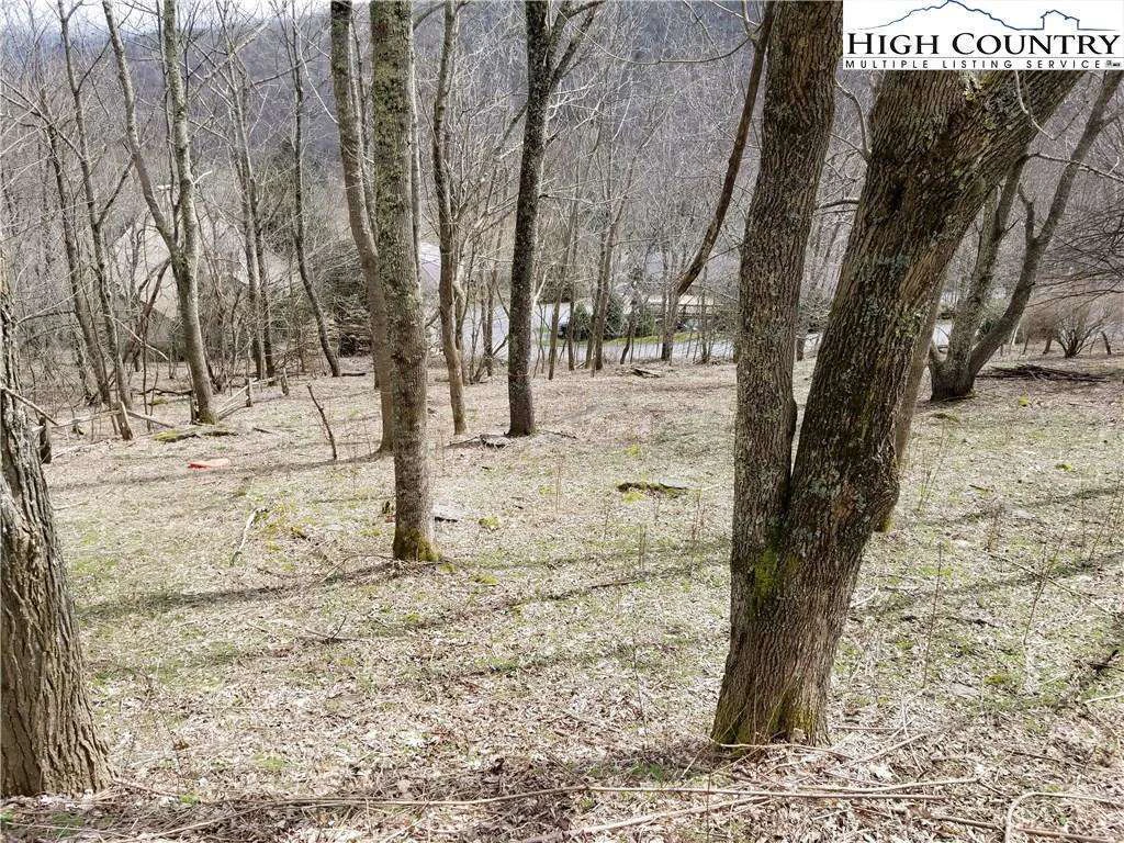 Image number 7 for the current listing