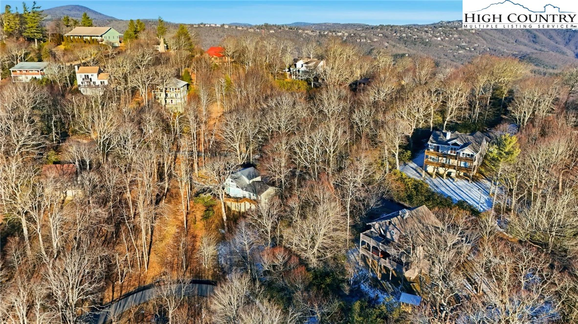 Image number 15 for the current listing