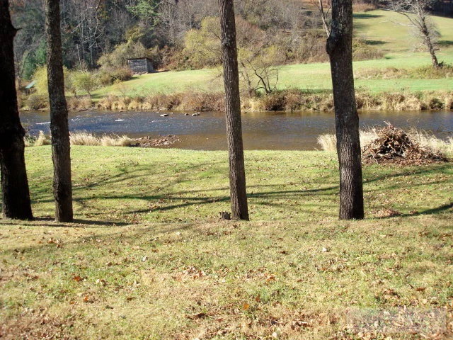 Image number 5 for the current listing