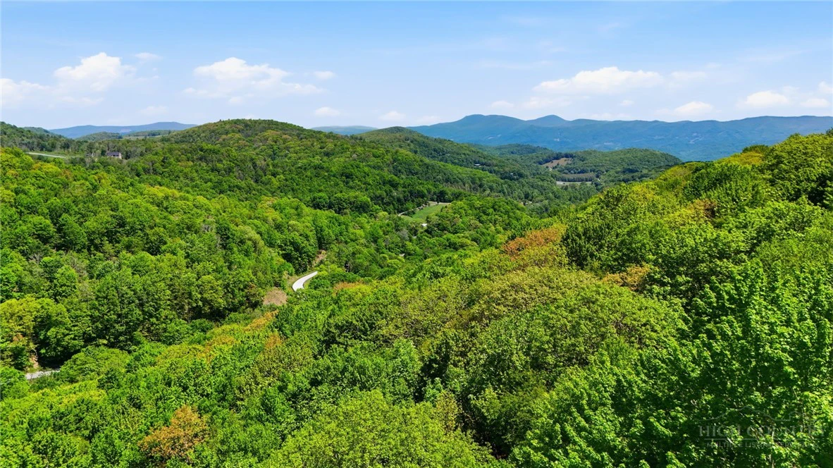 Image number 3 for the current listing