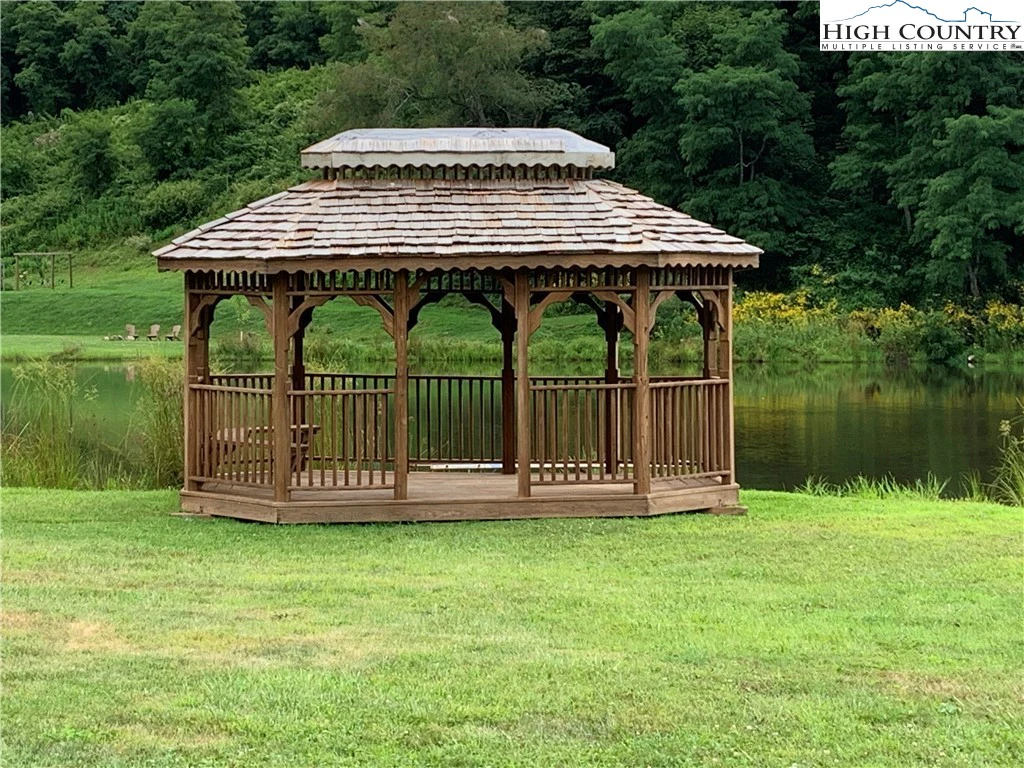 Image number 2 for the current listing