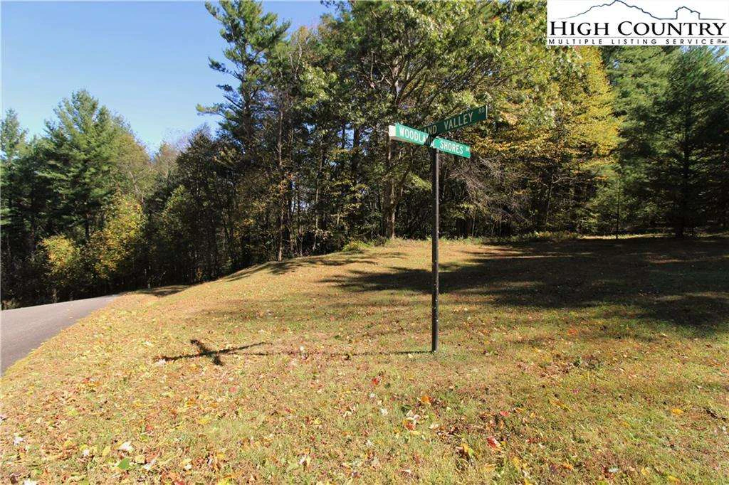 Image number 21 for the current listing