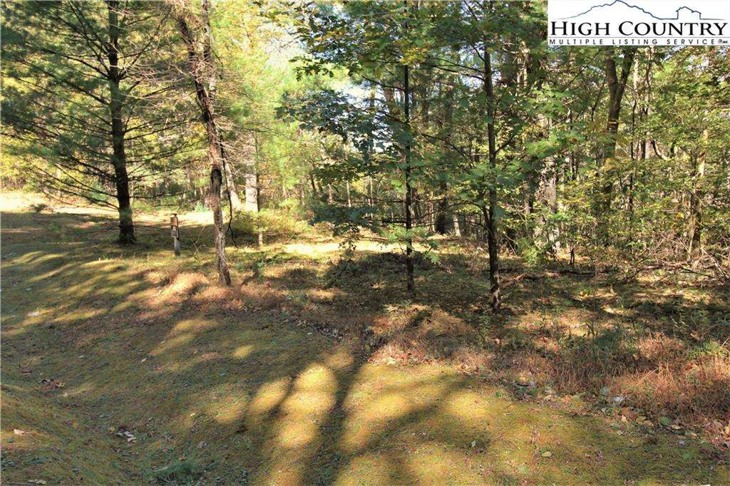 Image number 19 for the current listing