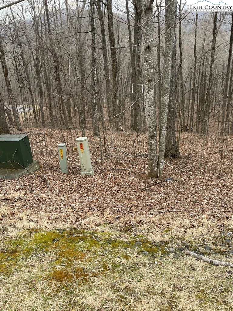 Image number 16 for the current listing