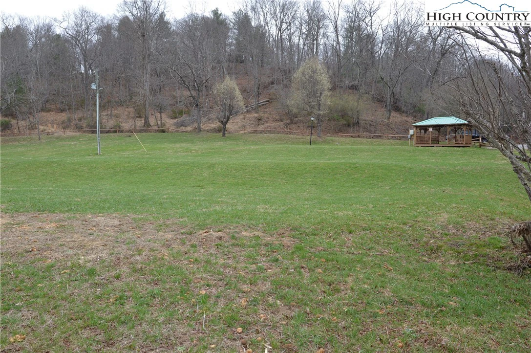 Image number 9 for the current listing