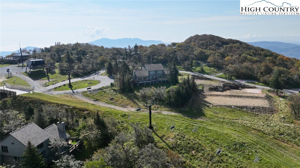 Image number 18 for the current listing
