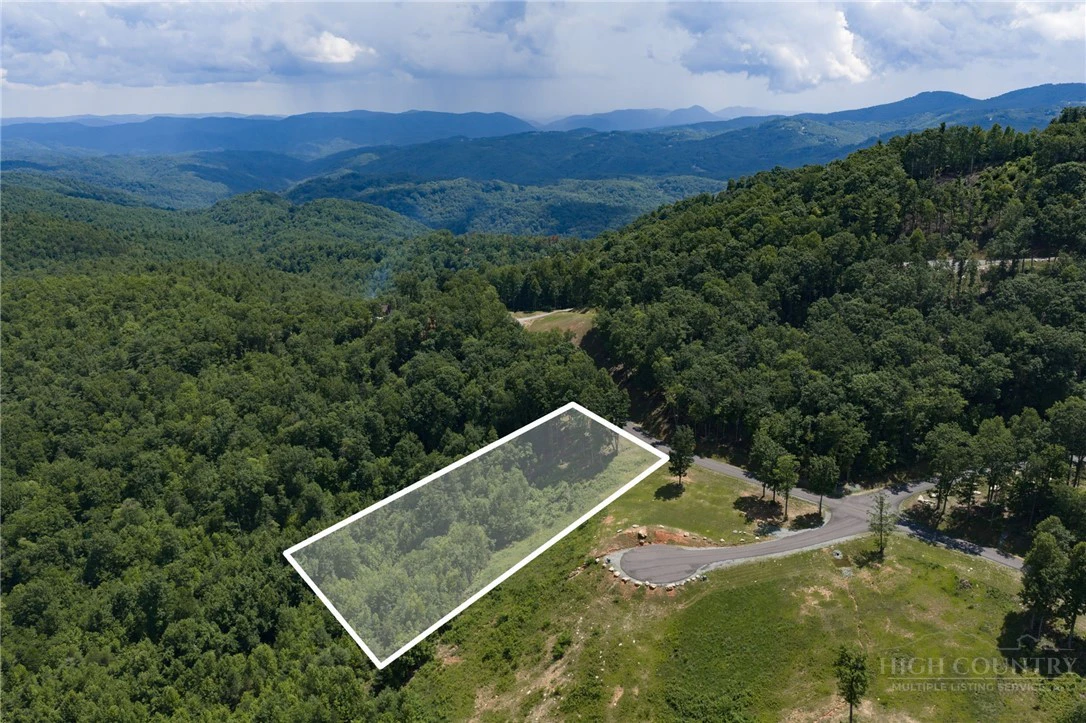 Image number 11 for the current listing