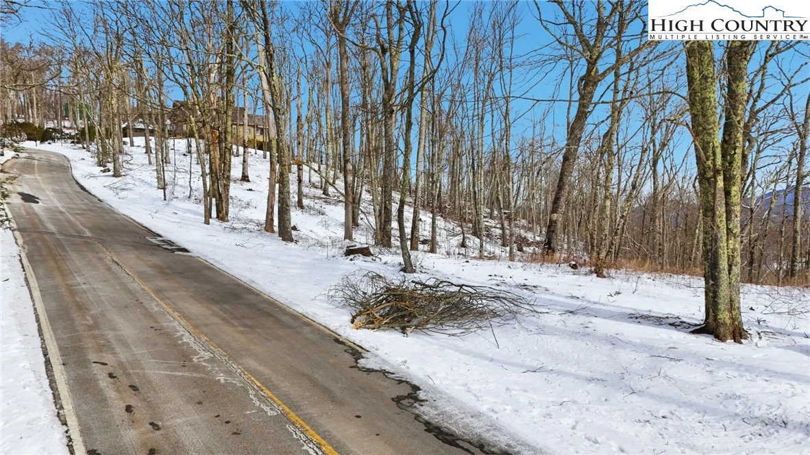 Image number 18 for the current listing