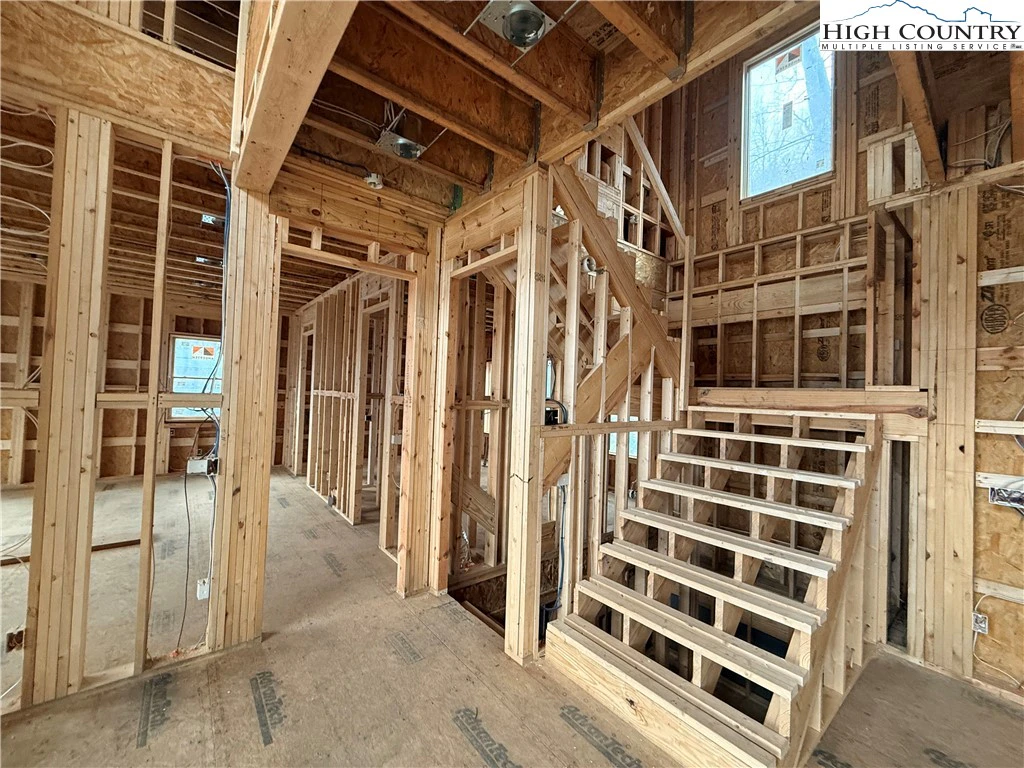 Image number 7 for the current listing