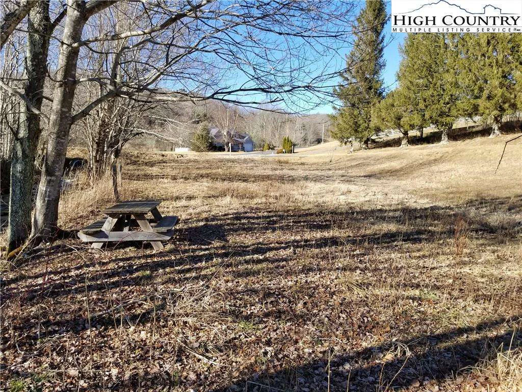 Image number 11 for the current listing