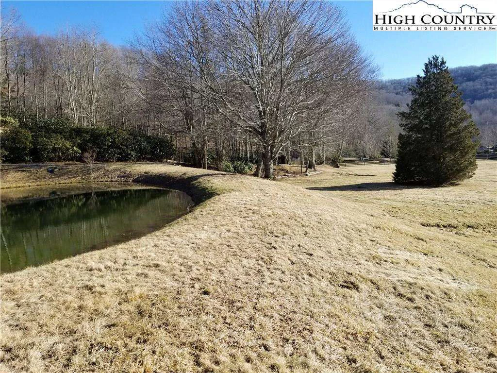 Image number 9 for the current listing