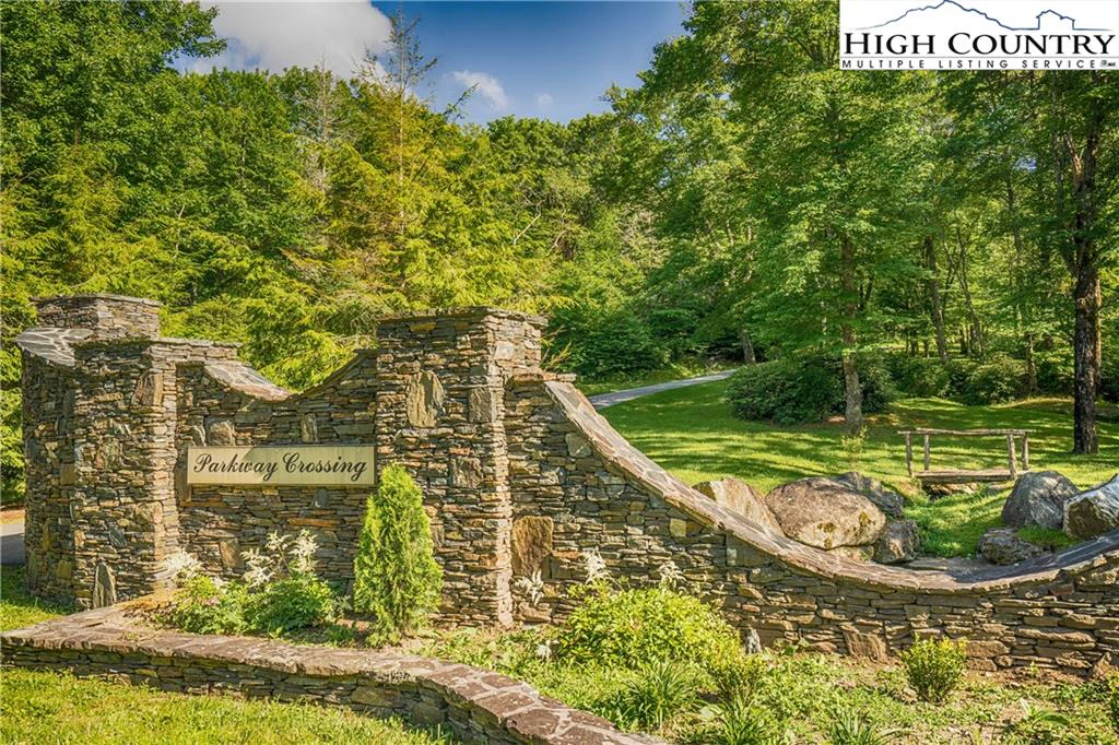 Image number 6 for the current listing