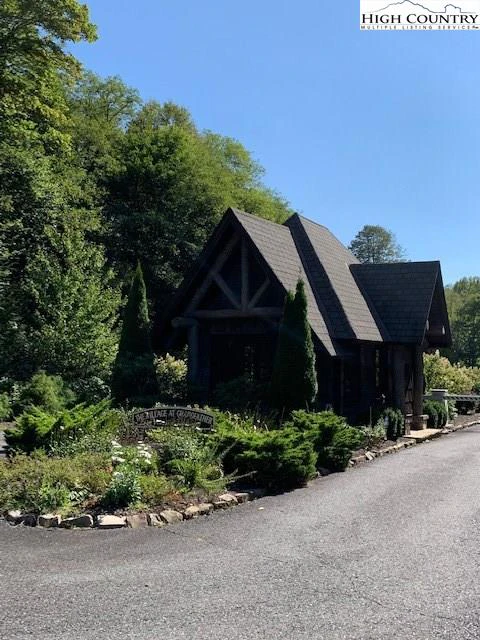 Image number 7 for the current listing