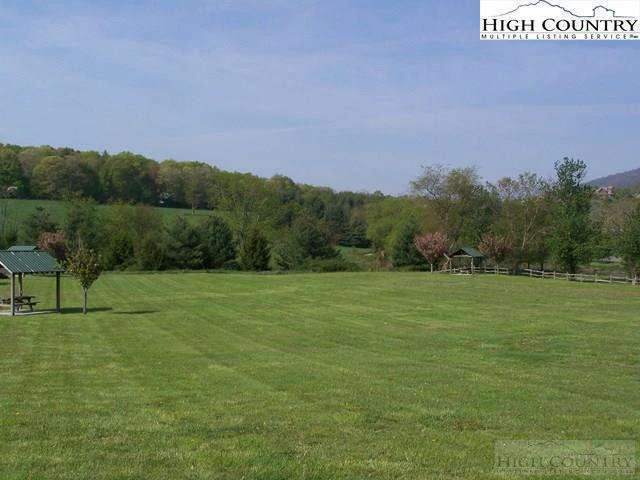 Image number 8 for the current listing